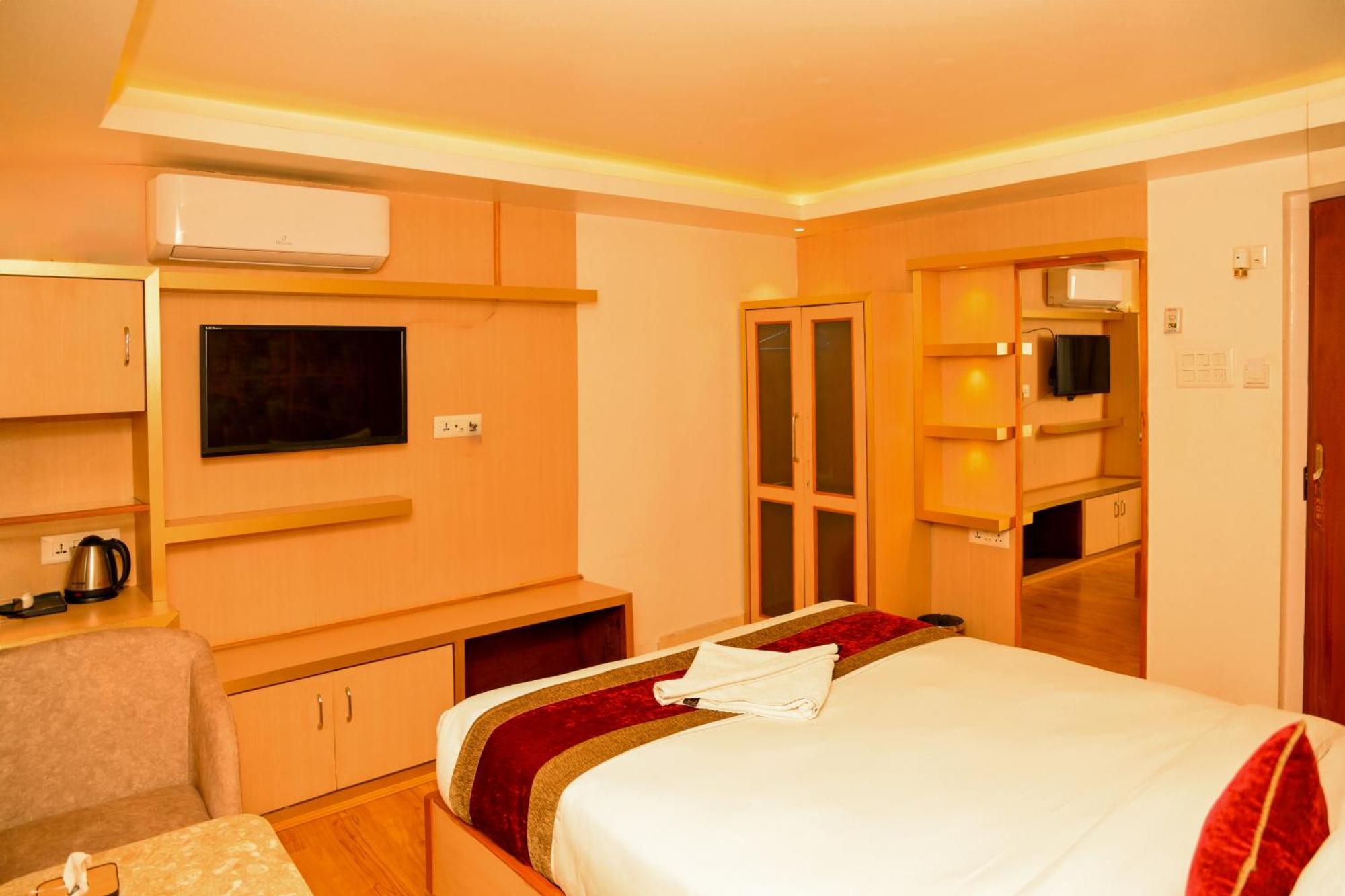 Hotel Elegant Kathmandu Inn 外观 照片